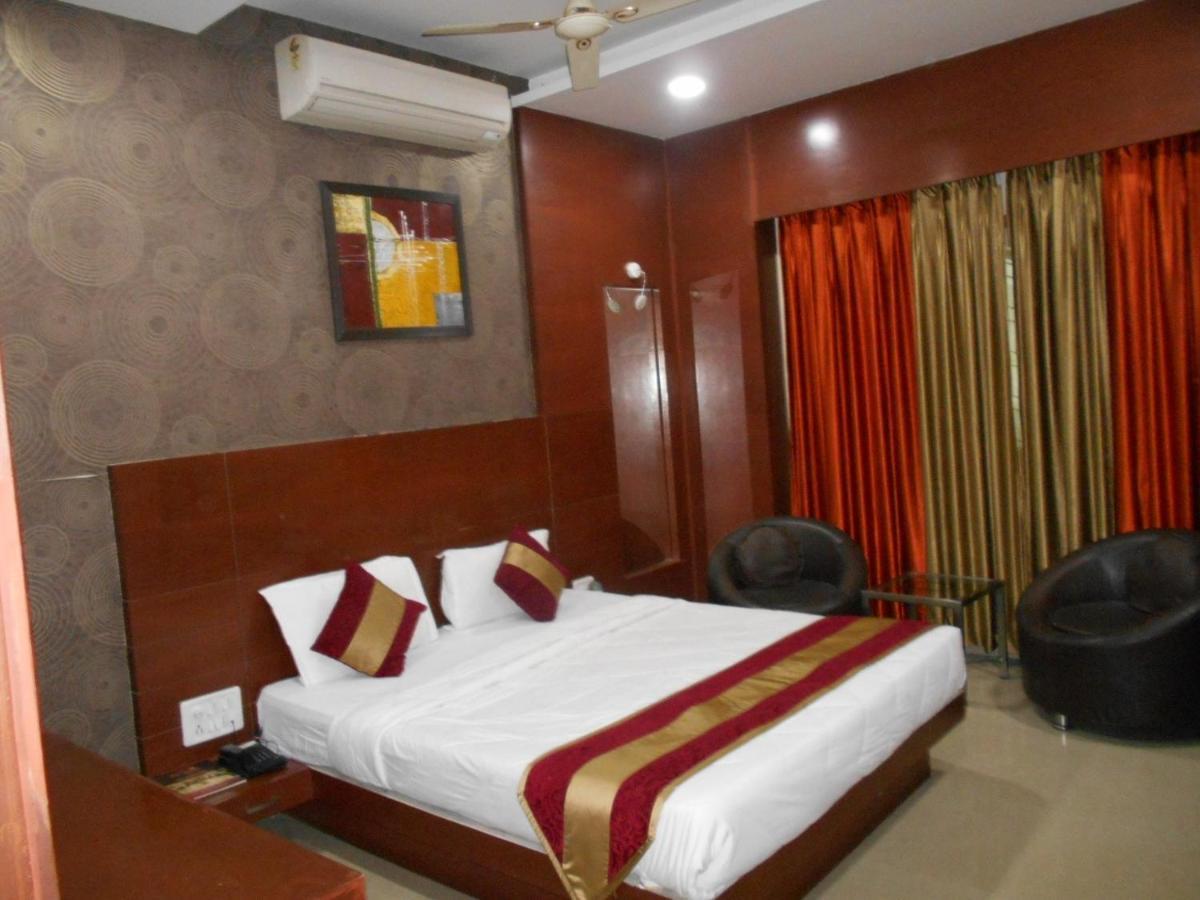 Hotel Shri Khedapati International Dewas Eksteriør billede
