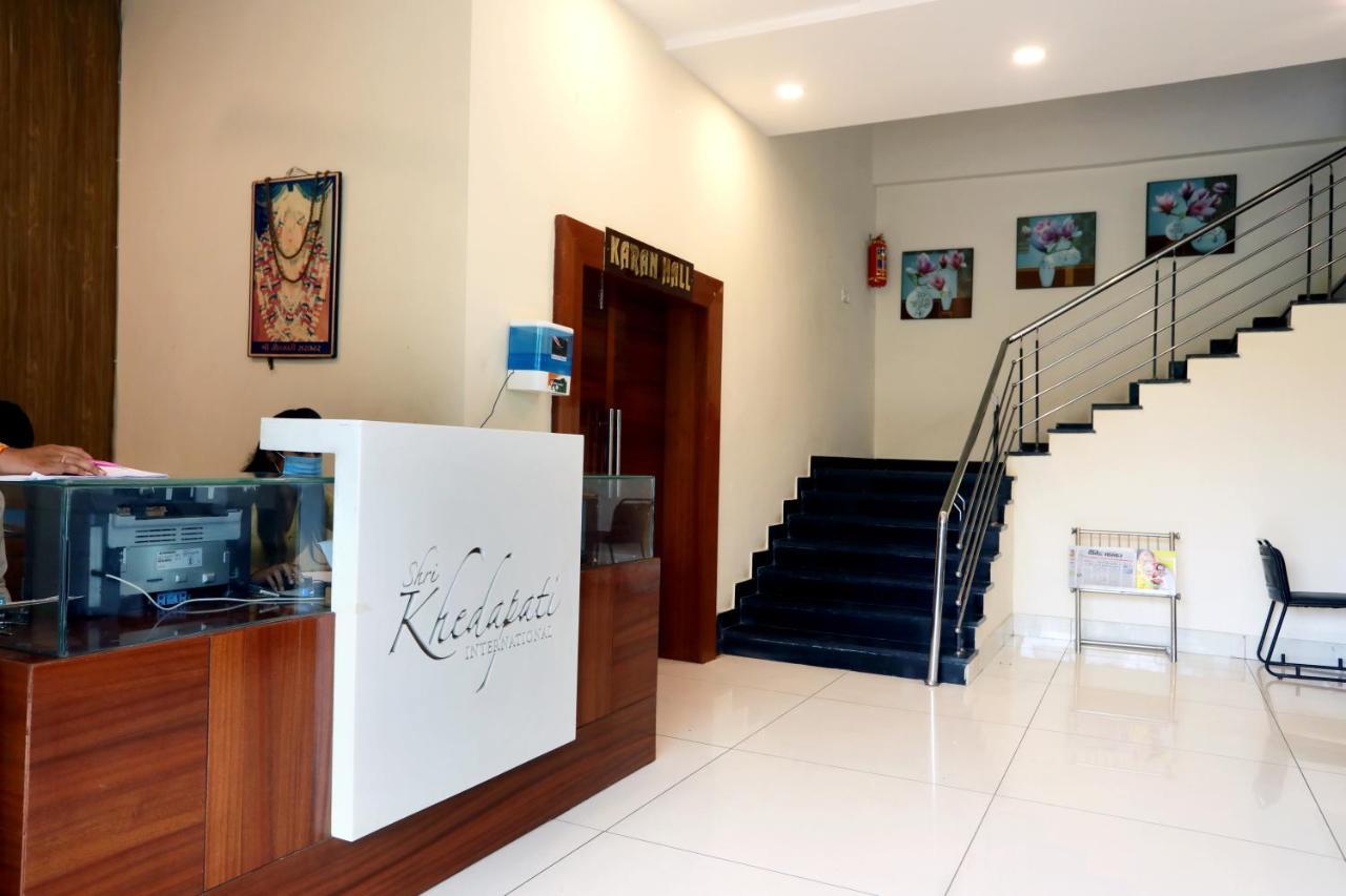 Hotel Shri Khedapati International Dewas Eksteriør billede