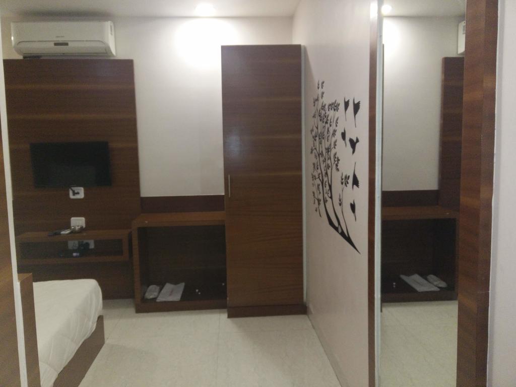 Hotel Shri Khedapati International Dewas Eksteriør billede