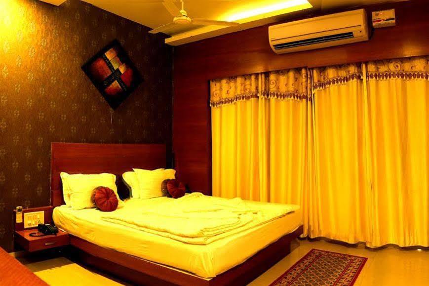 Hotel Shri Khedapati International Dewas Eksteriør billede