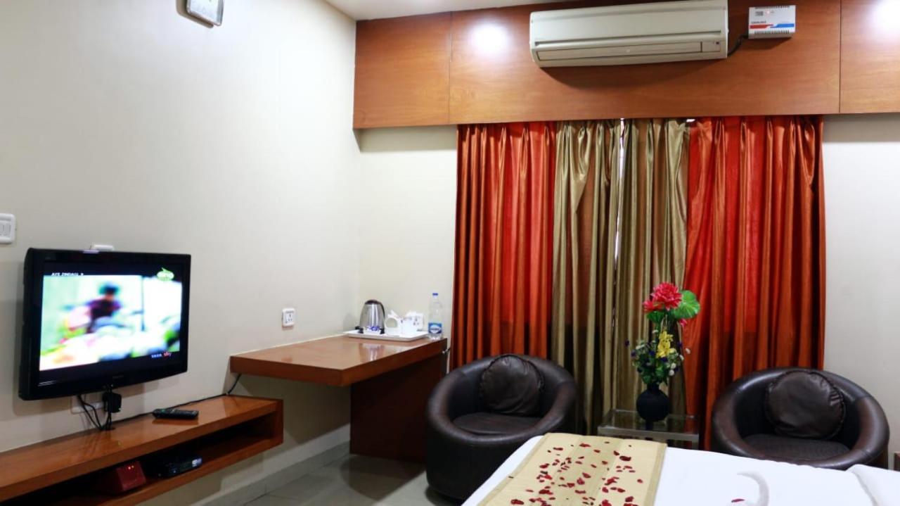 Hotel Shri Khedapati International Dewas Eksteriør billede