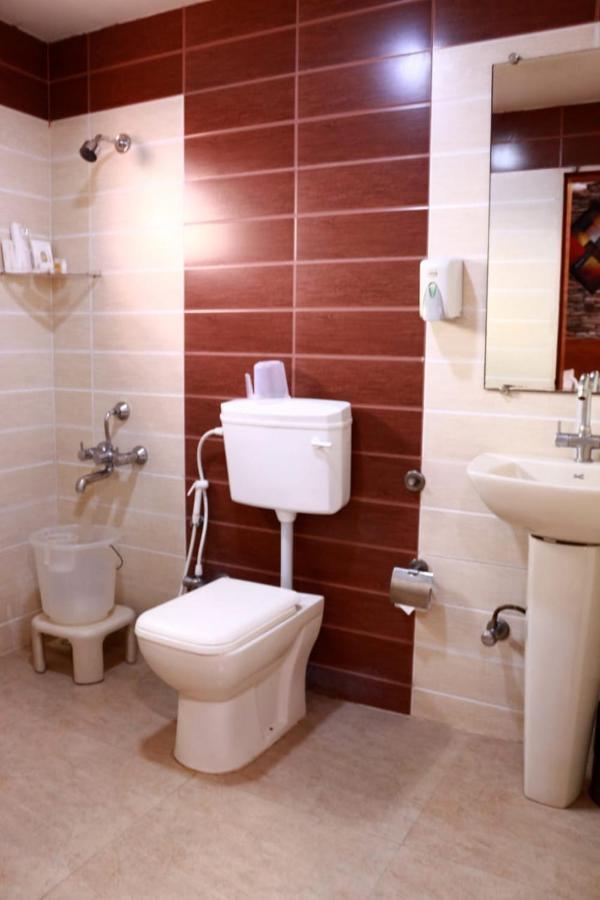 Hotel Shri Khedapati International Dewas Eksteriør billede